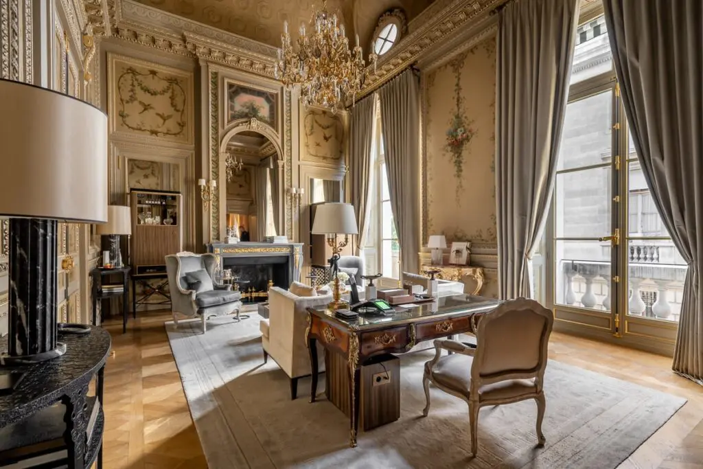 soirée d'entreprise à l'hôtel de crillon, suite présidentielle